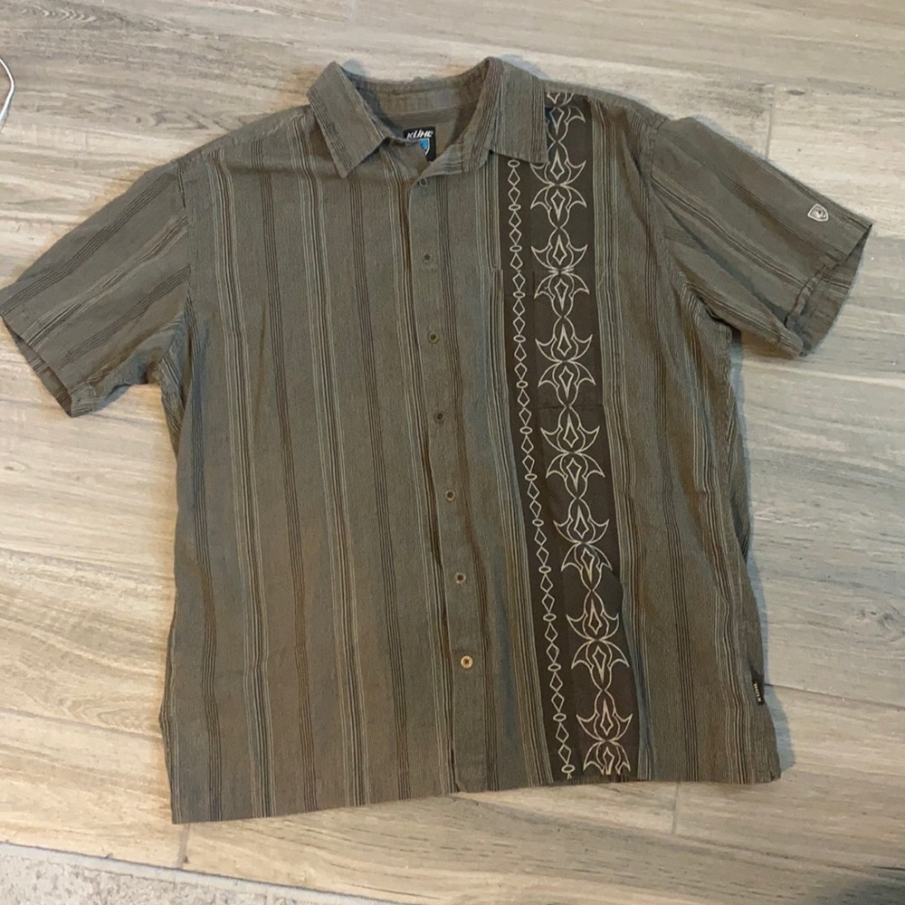 Kuhl Green Casual Button Down Shirt with Embroidered Panel